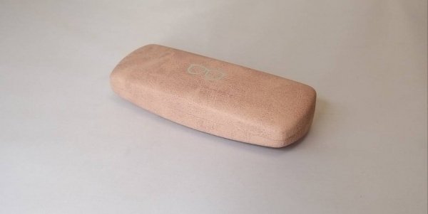 Футляры очковые