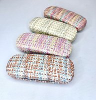 Футляры очковые