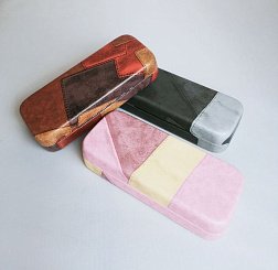 Футляры очковые